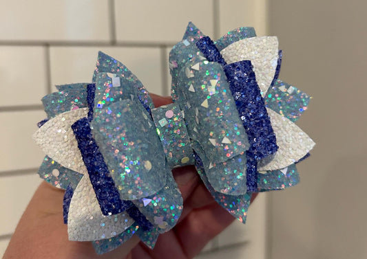 Stanley tumbler bow topper for straw iridescent light ocean palms stanley Starbucks spring love shack fancy everblooming rosettes white blue