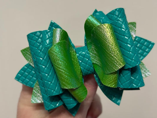 Tumbler Bow for Stanley, straw topper, tropical teal blue lime green jelly like embossed checkers squares