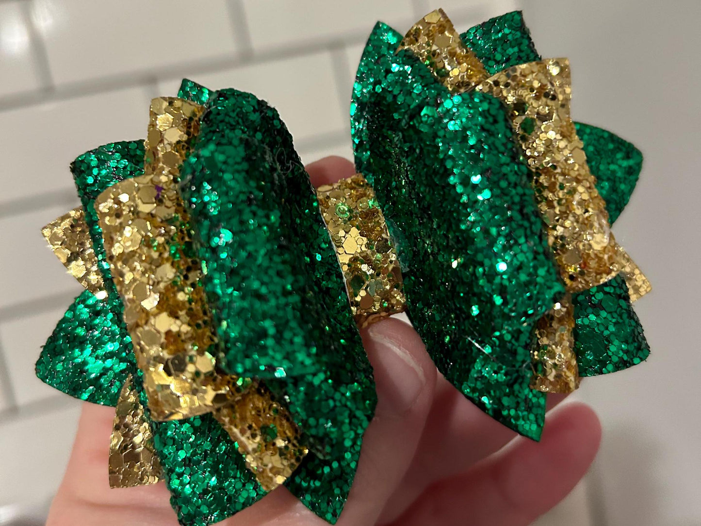 Stanley Tumbler Bow straw topper at pattys patricks day green gold lucky shamrock four leaf clover leprechaun