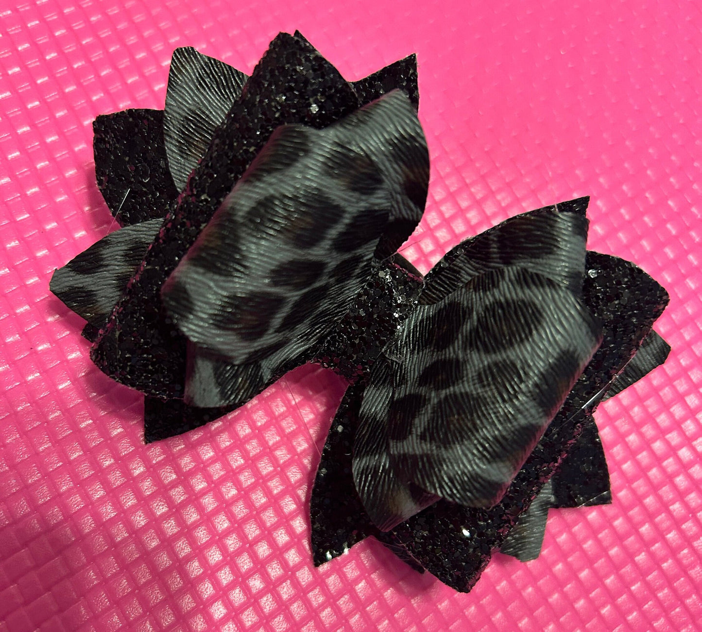 Tumbler Bow for Stanley, straw topper, black leopard glitter gray grey silver for neon pink green yellow orange animal print