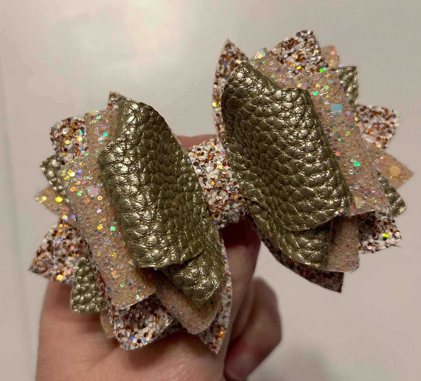 Gold Glitter Tumbler Bow for Stanley, straw topper, honey talks light tan gold champagne beige