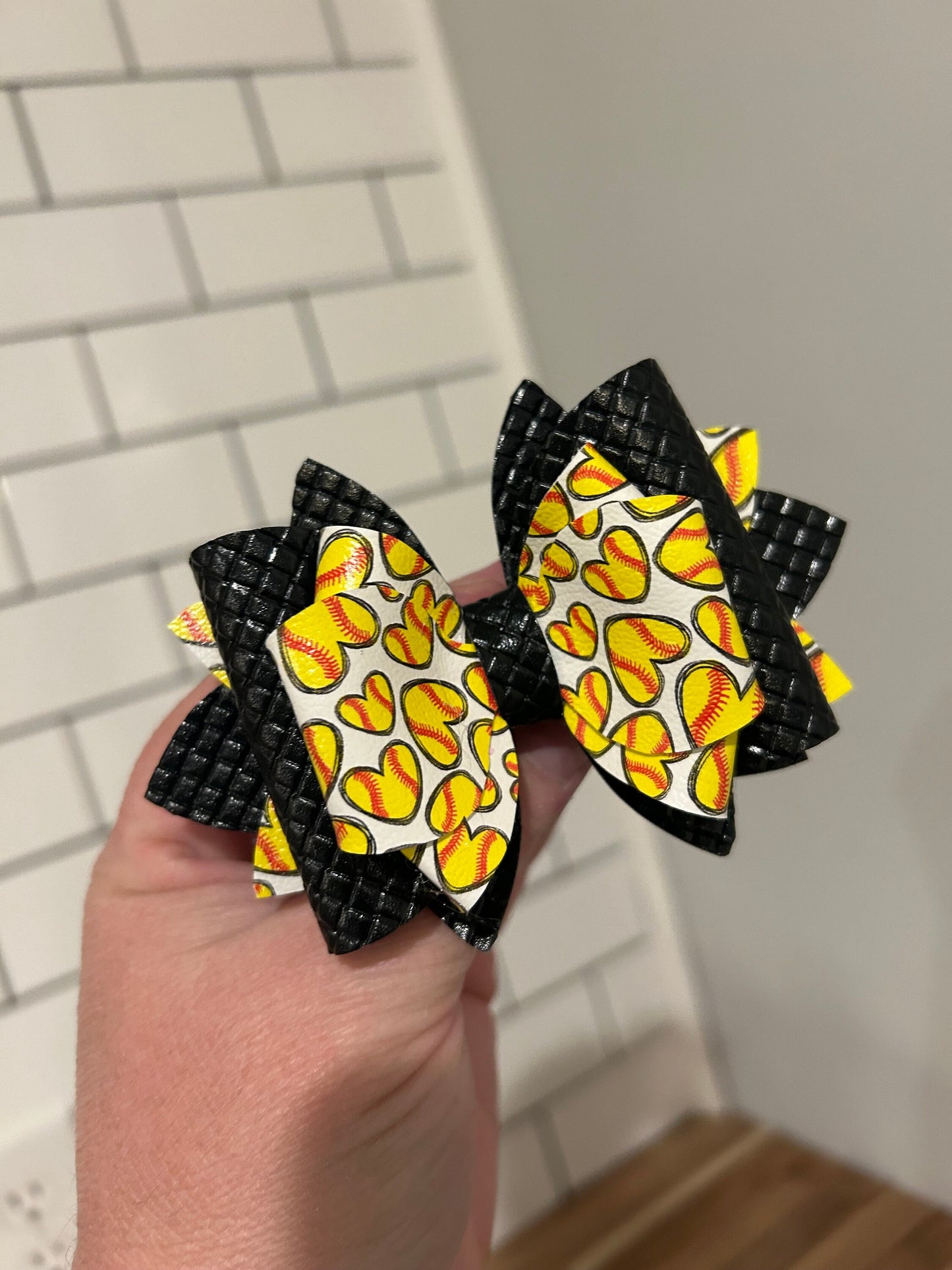 Tumbler Bow for Stanley, straw topper, baseball hearts softball black white red blue summer yellow