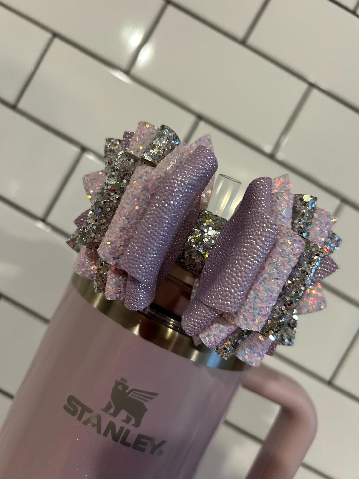 Glitter Tumbler Bow for Stanley, straw topper, aster lavender iridescent glitter silver pink shimmer