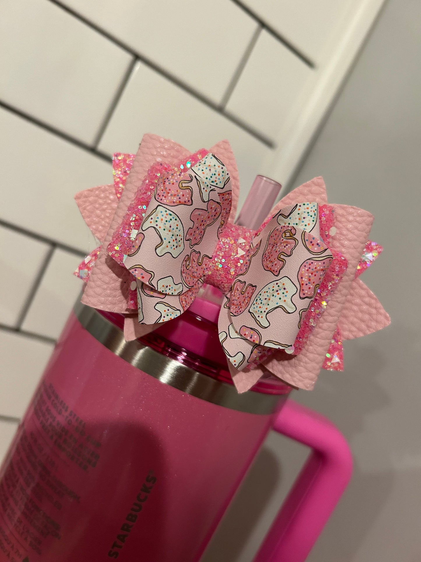 Stanley Tumbler Bow pink peony winter pink camelia flamingo Glitter Straw Topper valentine hot pink animal cracker cookie spring hearts