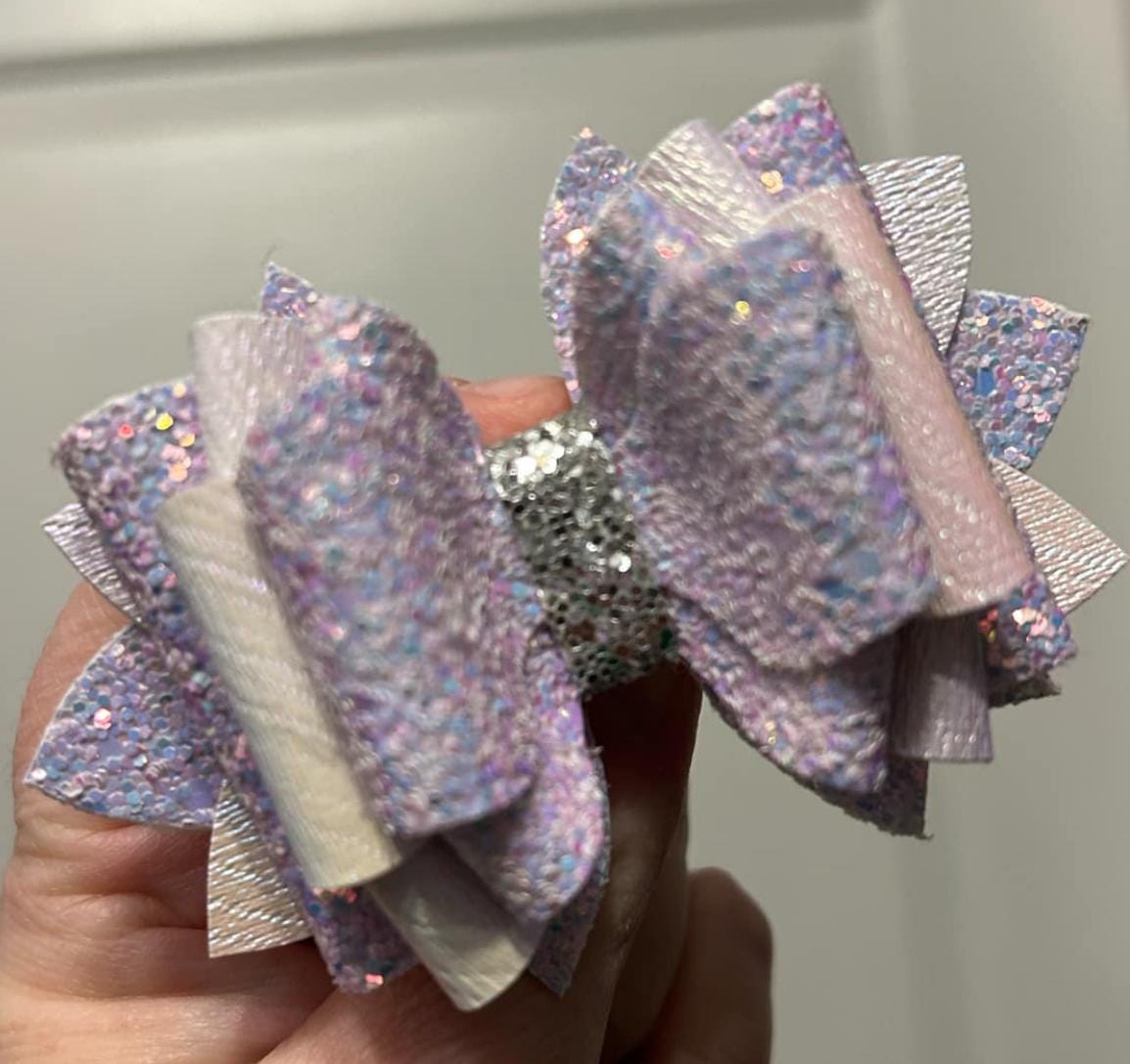 Stanley Tumbler Bow diamond Glitter Straw Topper lavender purple lilac amethyst sour grape iridescent Korea dreaming wither fantasy