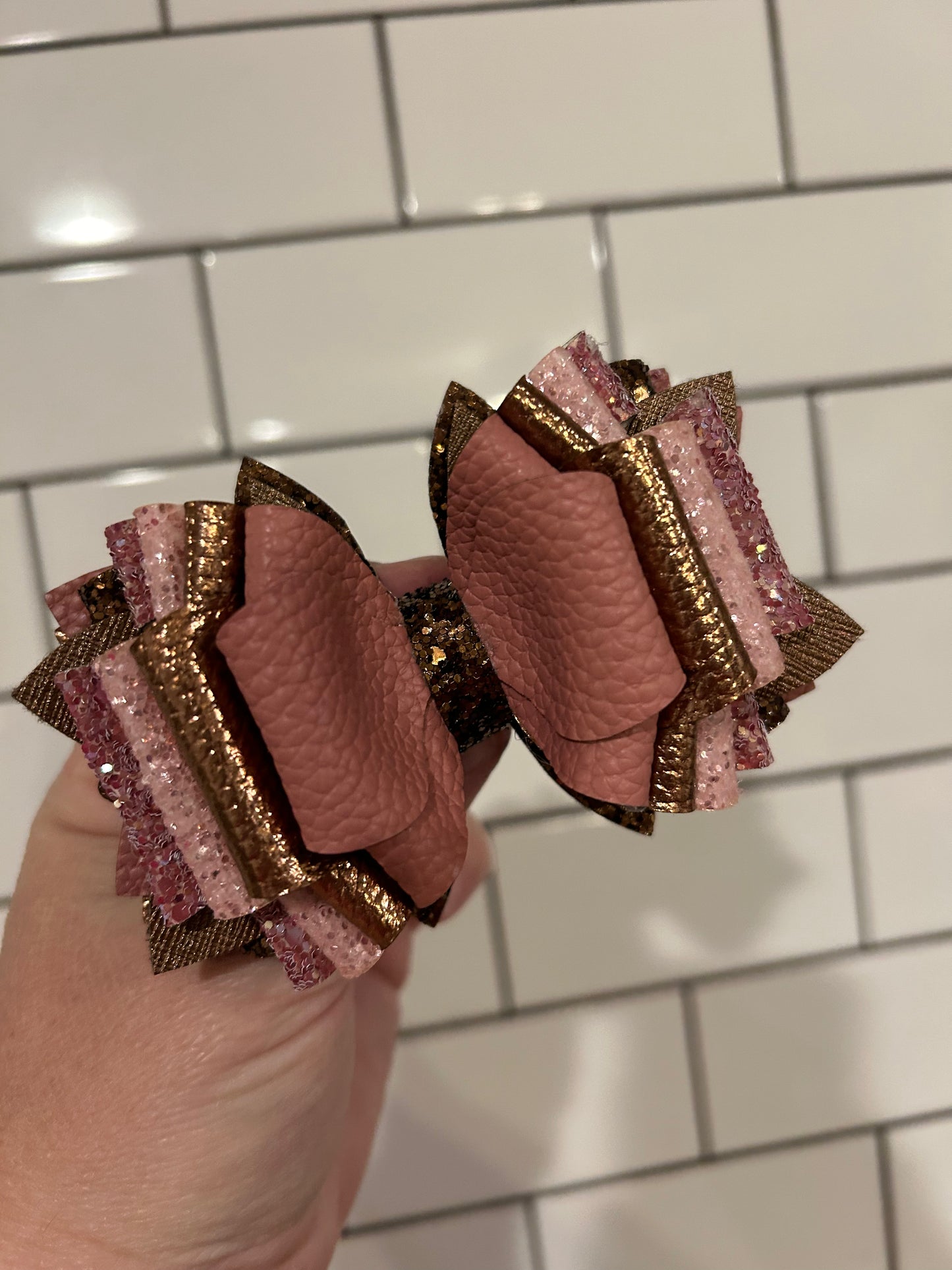 Straw topper bow for stanley tumbler straw.  Mesa polished rose gold, copper, pink, mauve, brown