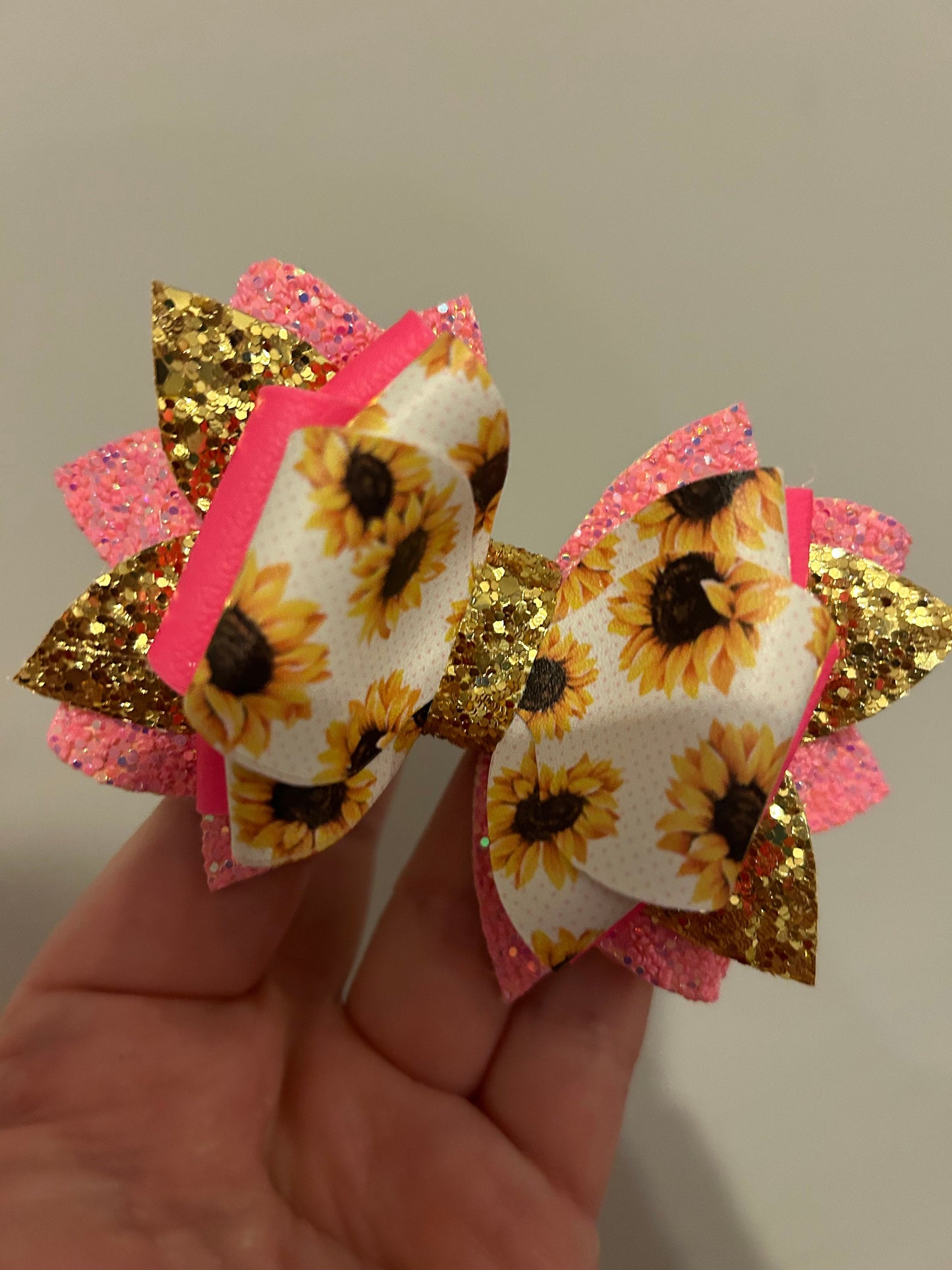 Neon electric pink Glitter Tumbler Bow for Stanley, straw topper, pink parade glitter with gold light pink dark pink neon pink sunflower