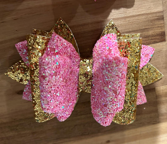 Stanley Tumbler Bow Glitter Straw Topper Wicked Gold pink Halloween wizard of oz Glenda Glinda