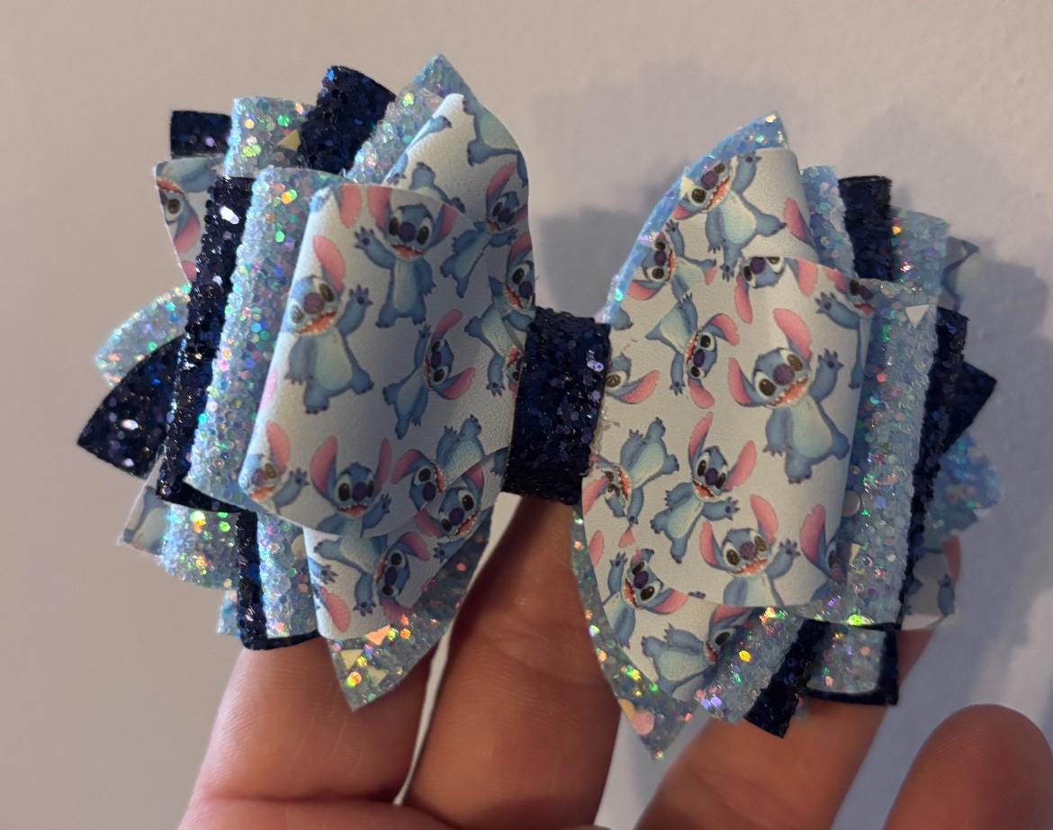 Stanley Tumbler Bow blue white Glitter Straw Topper valentine hearts love stitch lilo blue navy