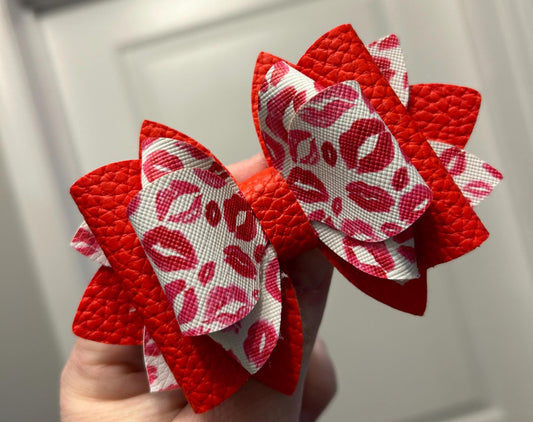 Stanley Tumbler Bow pink peony fuchsia red target valentine hearts lips hugs kisses Glitter Straw Topper valentine hot pink cranberry