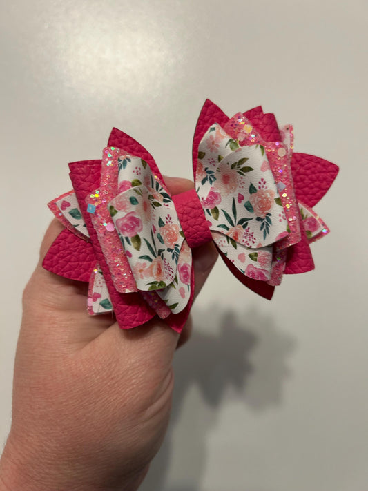 Glitter Tumbler Bow for Stanley, straw topper, hot pink white strawberry strawberries red summer camelia fuchsia peony daisy flowers