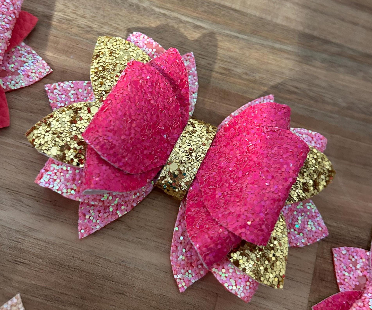 Pink fuchsia Barbie icon Tumbler Bow for Stanley, straw topper pink light pink hot pink peony camelia fuchsia gold wicked Glinda