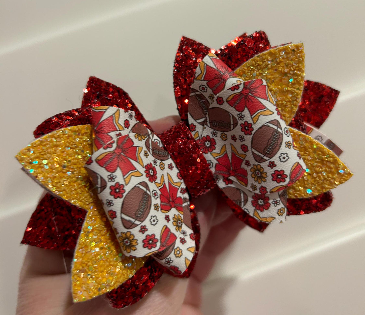 Custom kc Kansas City chiefs Tumbler Bow for Stanley, straw topper red gold yellow football kelce mahones Taylor swift