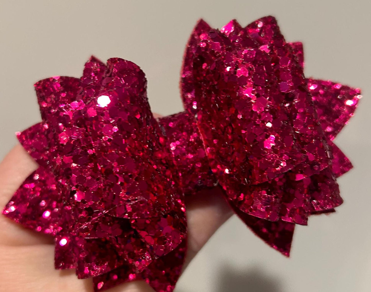 Stanley Tumbler Bow straw topper, fuchsia Glitter peony cherry blossom hot pink Barbie cranberry