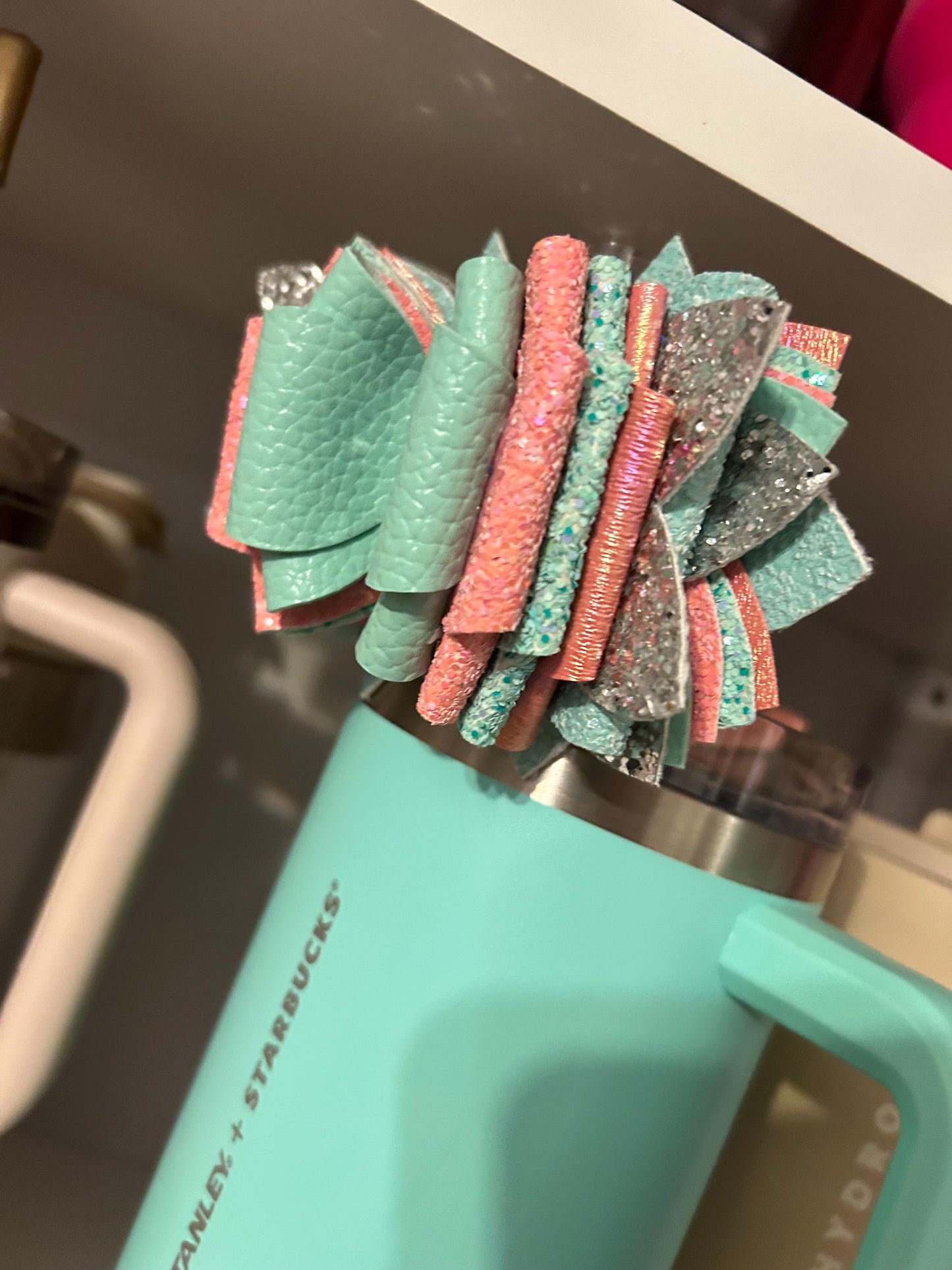 xl Glitter Tumbler Bow for Stanley, straw topper, moolah moo lah aqua teal peach orange orange Thailand two tone red iridescent tiffany