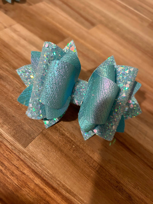 Glitter Tumbler Bow for Stanley, straw topper, blueberry milk glitter blue green aqua turquoise iridescent
