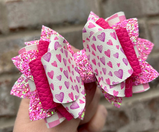 Stanley Tumbler Bow red lavender purple pink love white Glitter hugs kisses xoxo do Straw Topper valentine hearts love snack cakes hearts