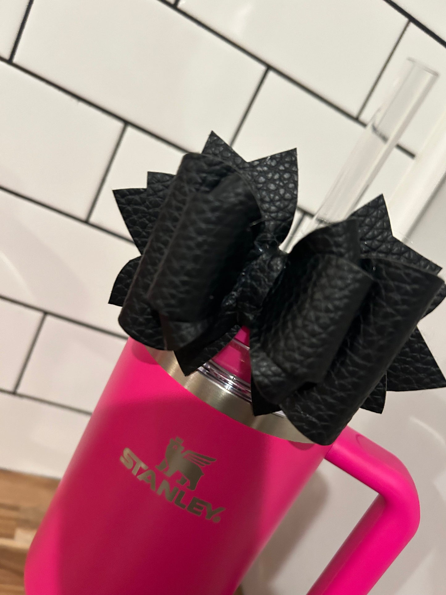 Tumbler Bow for Stanley, straw topper, black pebble