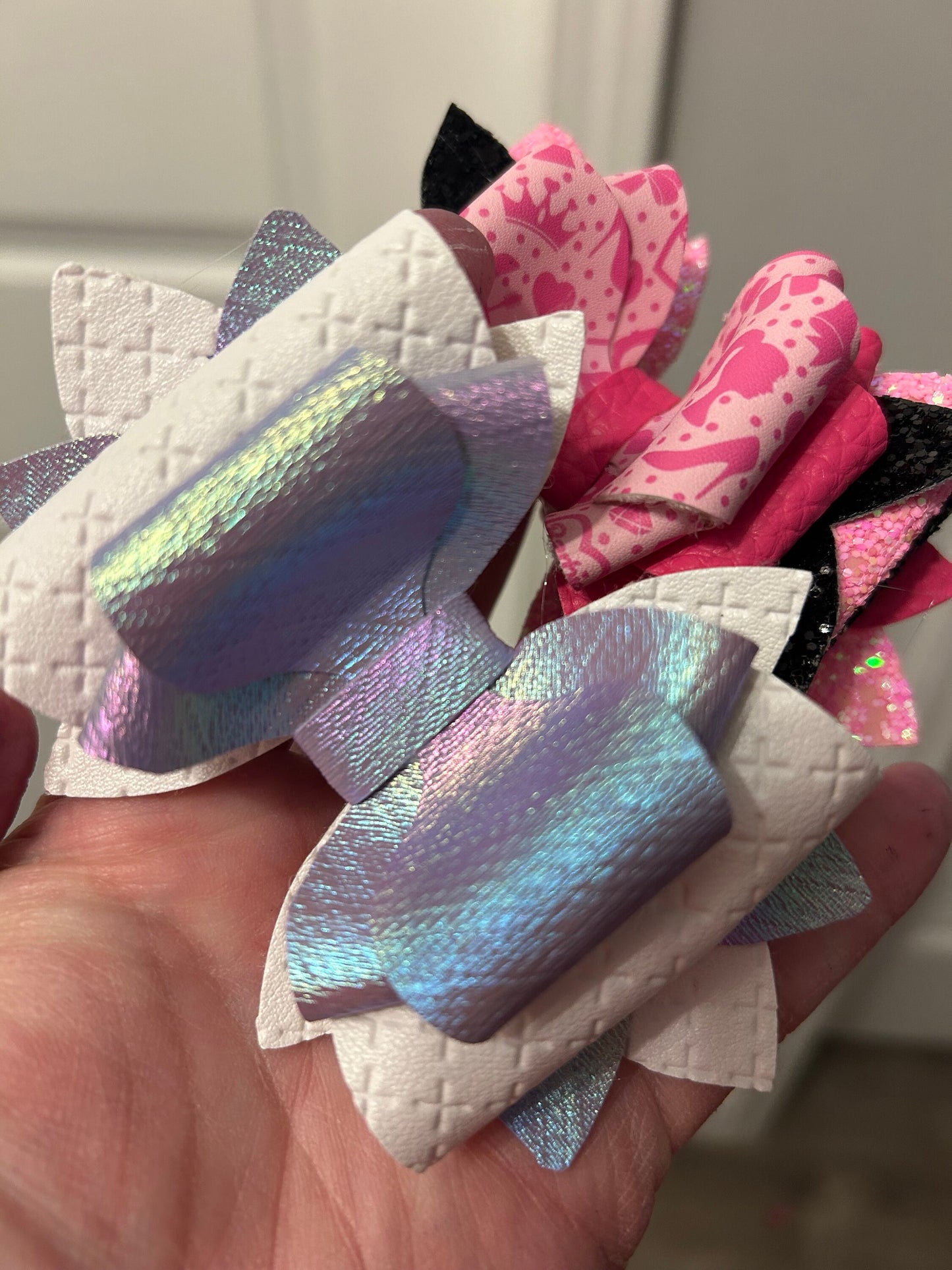 Stanley tumbler bow topper for straw iridescent lavender white stanley Starbucks purple