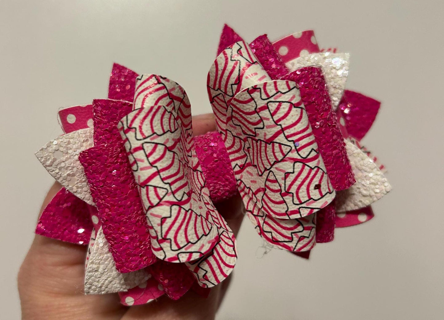 Pink fuchsia Tumbler Bow for Stanley, straw topper pink peony camelia fuchsia punch shimmer wicked  Christmas Santa tree cakes snack