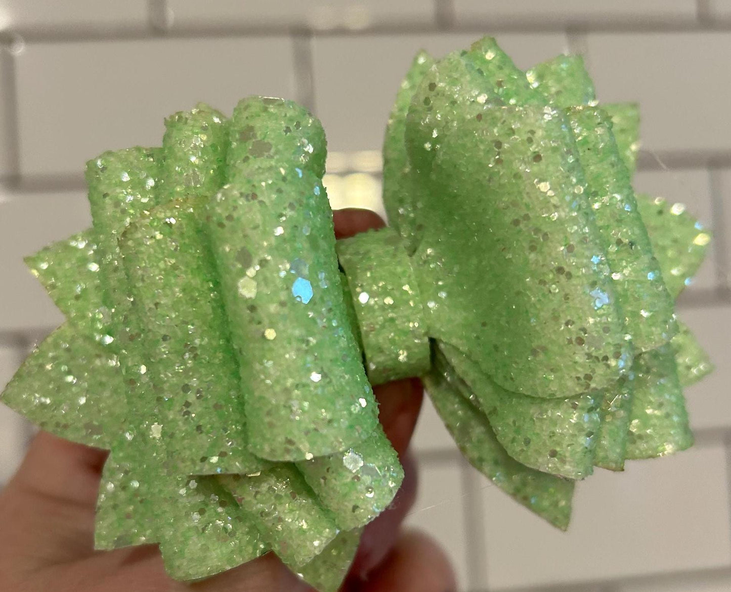 Stanley Tumbler Bow bright Glitter Straw Topper lime green silver feather green