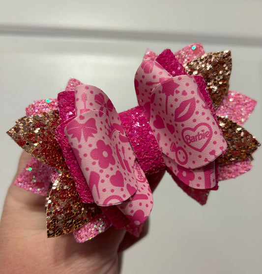 Pink fuchsia icon Tumbler Bow for Stanley, straw topper pink light hot pink fuchsia girl doll inspired makeup fashion hearts lips kiss