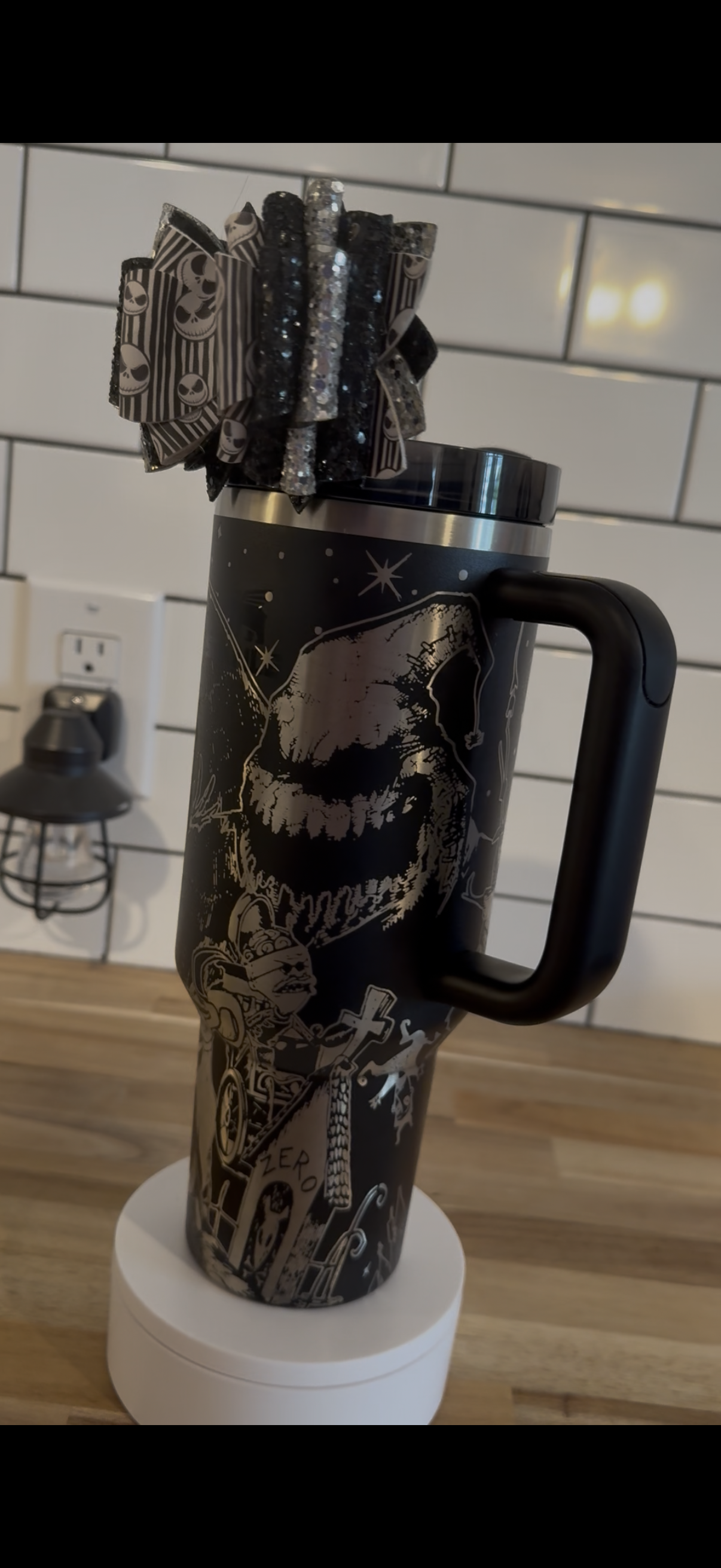 Engraved Stanley Quencher 2.0 tumbler 40oz, NBC Christmas before the nightmare with sally and Jack