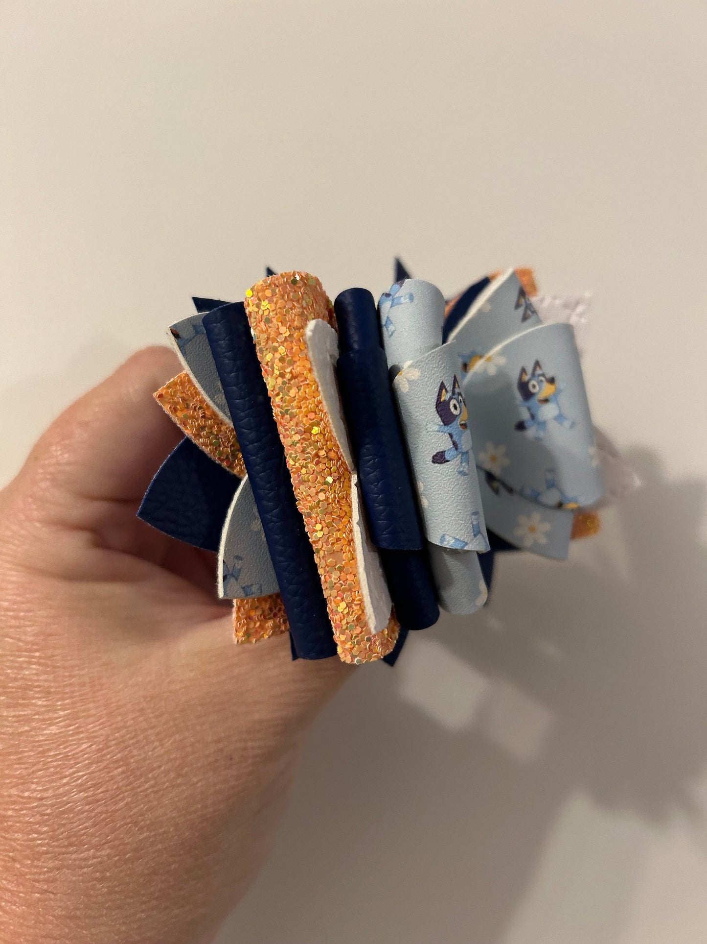 Bluey Tumbler Bow for Stanley, straw topper with blue pebble azure navy royal peach glitter