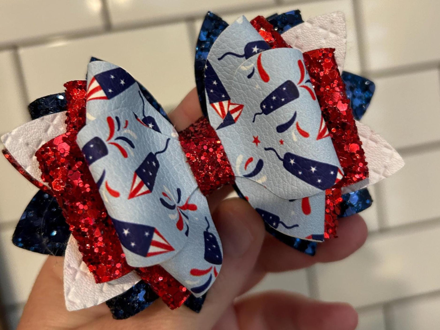 Glitter Tumbler Bow for Stanley, straw topper, red white blue patriotic navy USA glitter stars stripes flag fireworks bomb pop