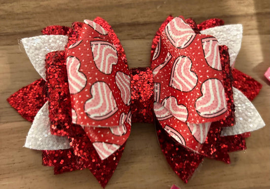 Stanley Tumbler Bow red pink love white Glitter hugs kisses xoxo do Straw Topper valentine hearts love snack cake