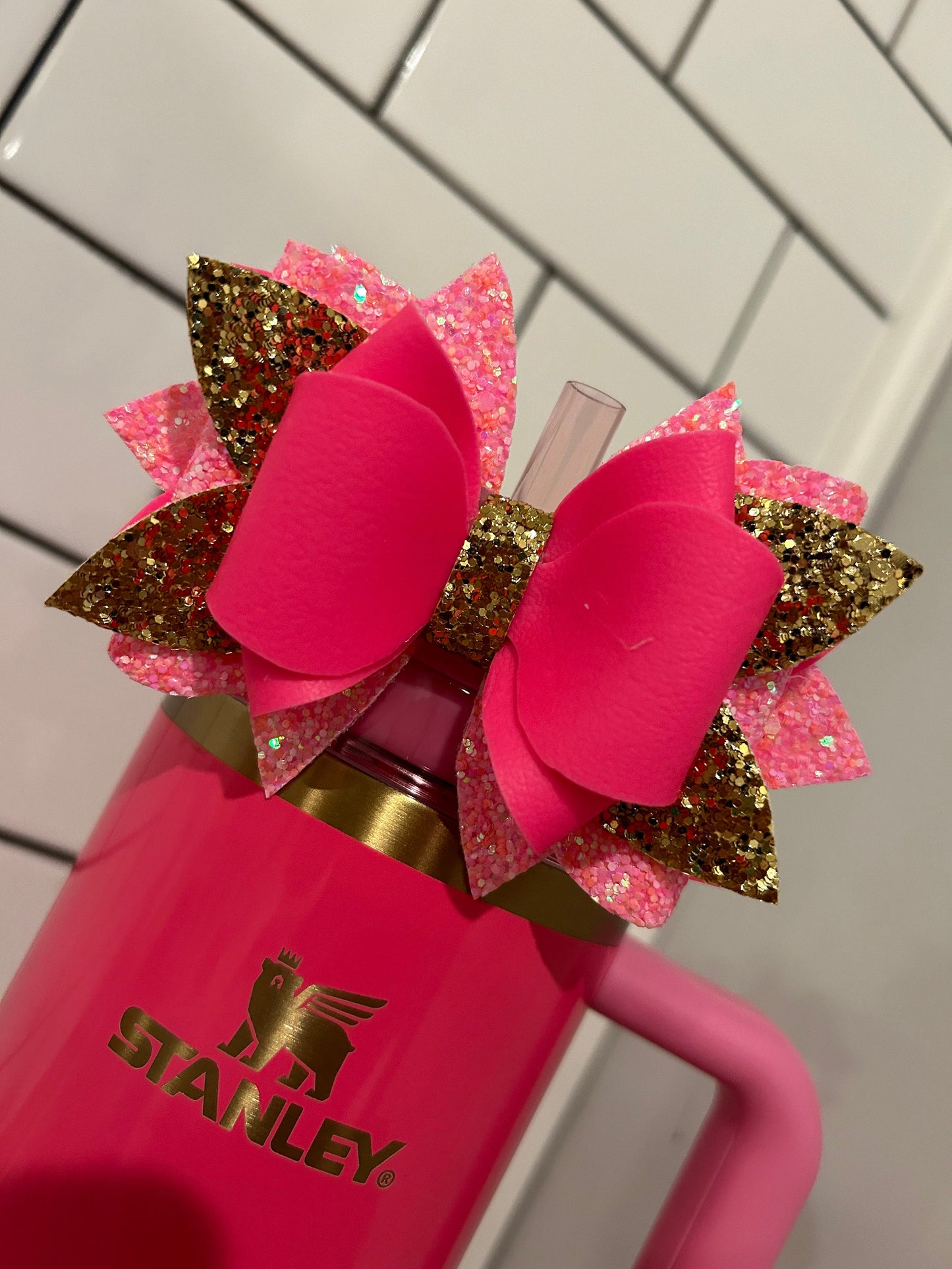 Neon pink electric pink Glitter Tumbler Bow for Stanley, straw topper, pink parade glitter with gold light pink dark pink neon pink gold