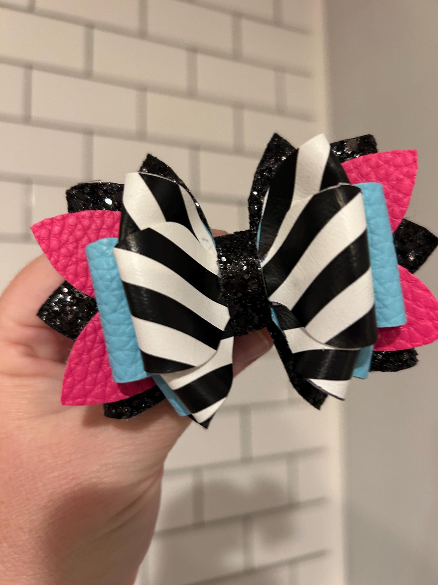 Pink fuchsia black white blue Barbie Tumbler Bow for Stanley, straw topper like 1959 1950’s swimsuit