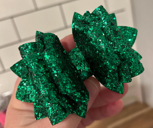 Stanley Tumbler Bow straw topper st saint pattys patricks day gold green lucky shamrock four leaf clover leprechaun green