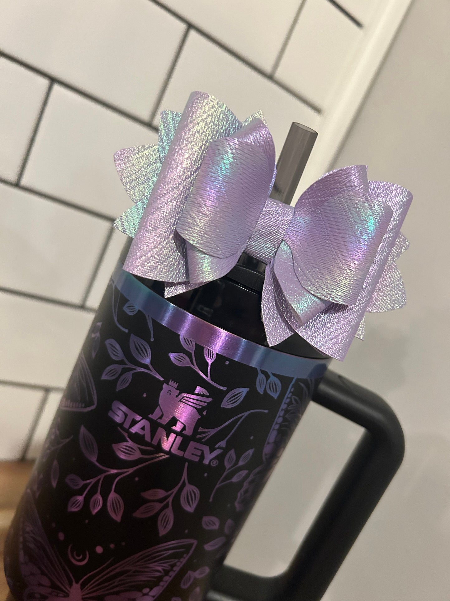 Stanley Tumbler Bow Straw Topper cream speckle lavender chrome iridescent purple sparkle white love shack fancy happy thoughts