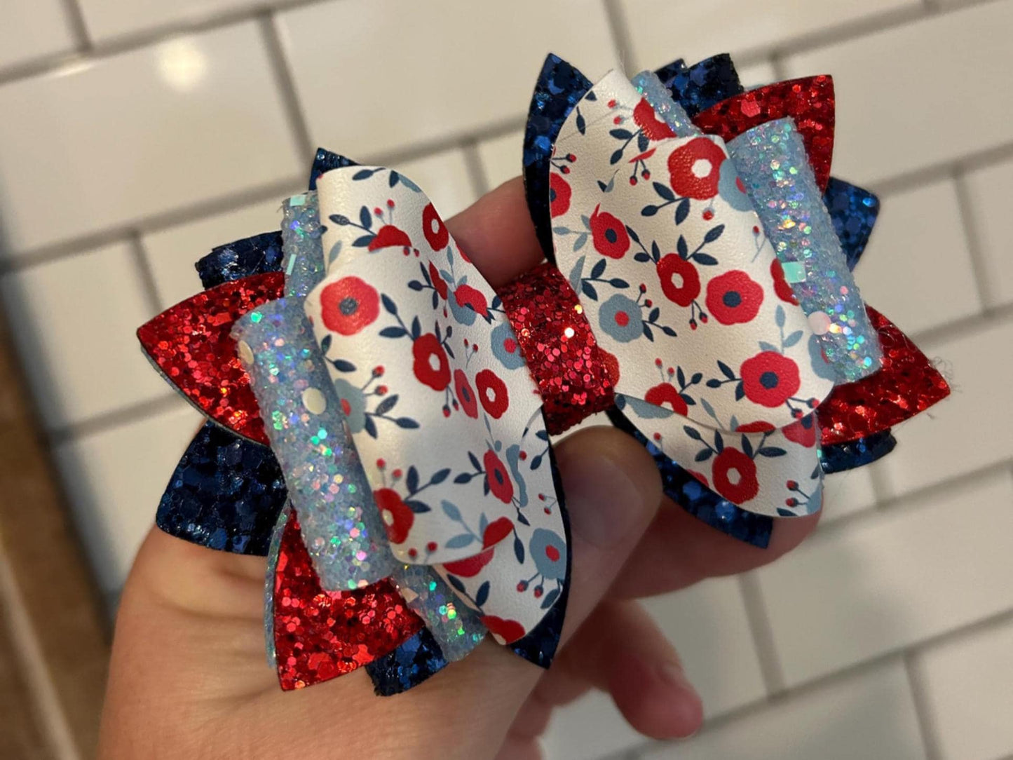 Glitter Tumbler Bow for Stanley, straw topper, red white blue patriotic navy USA glitter stars flowers poppies flag