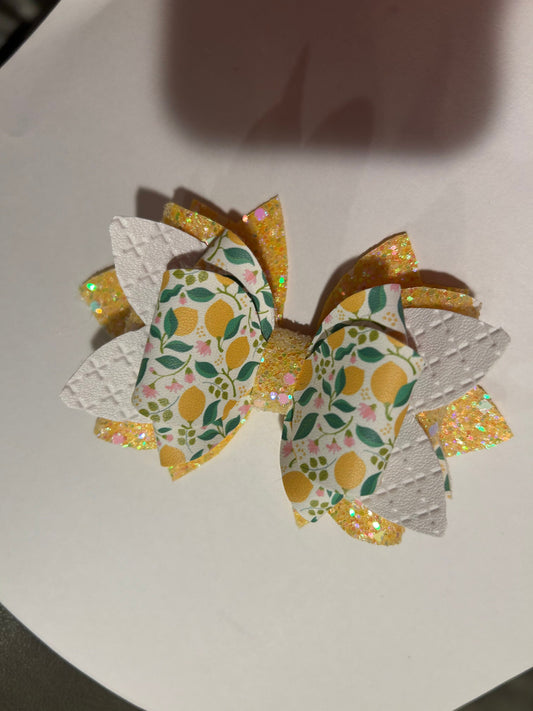 Stanley Tumbler Bow yellow lemon lemonade Glitter Straw Topper heather chambray