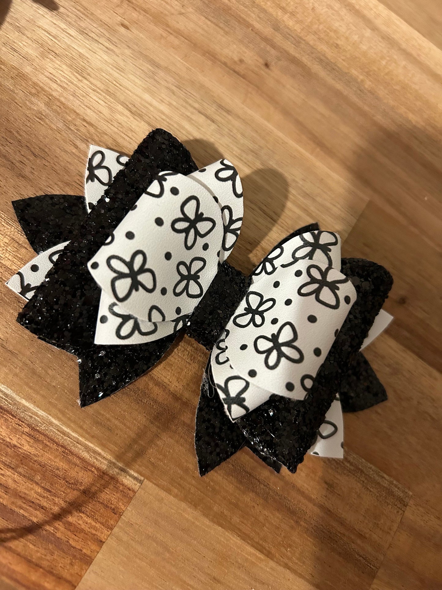 Tumbler Bow for Stanley, straw topper, black white glitter butterfly for pink blue green yellow lava camelia butterflies