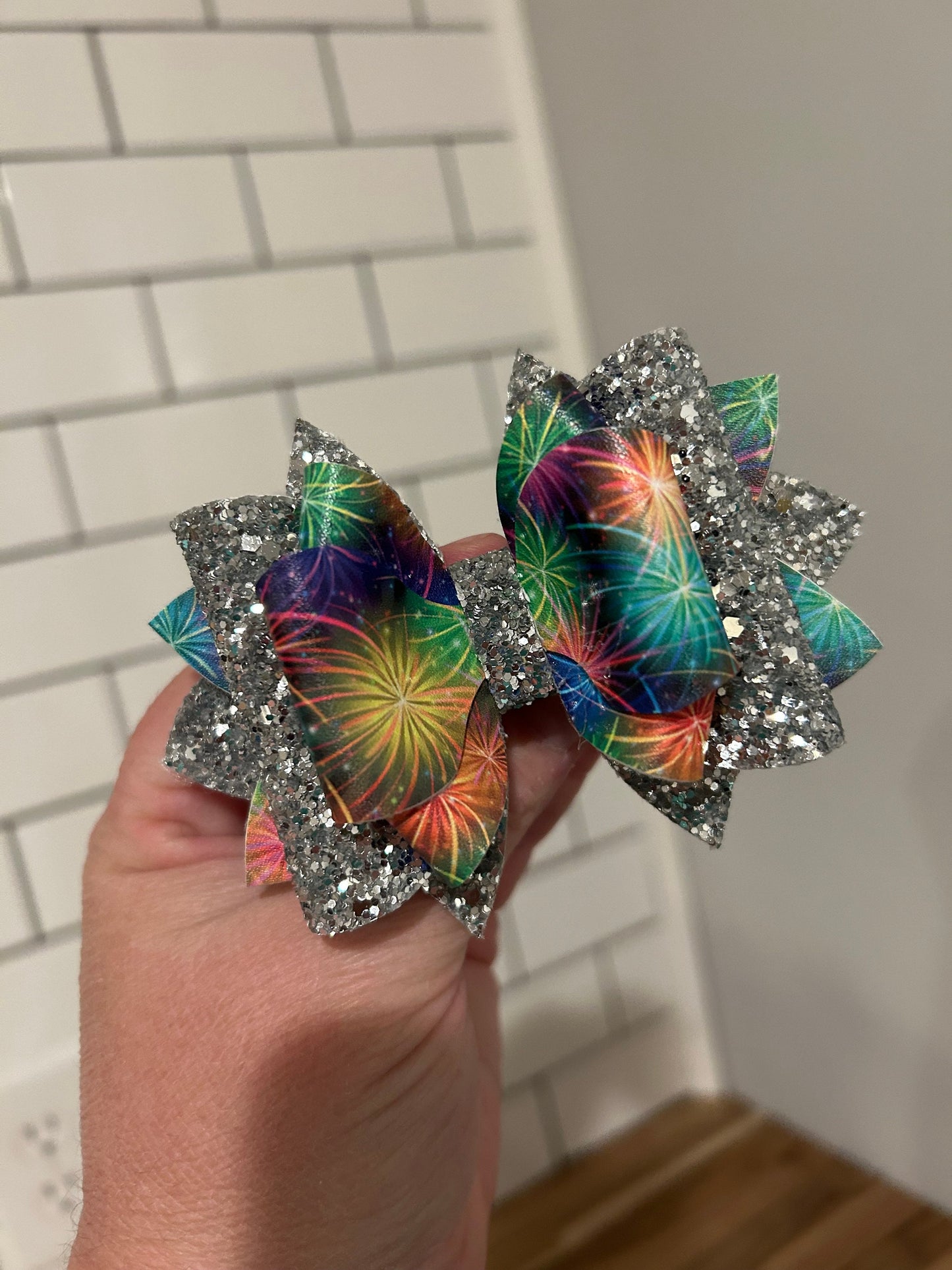 Glitter Tumbler Bow for Stanley, straw topper, red white blue green purple silver  USA yellow flag stars stripes and 4th of July fireworks