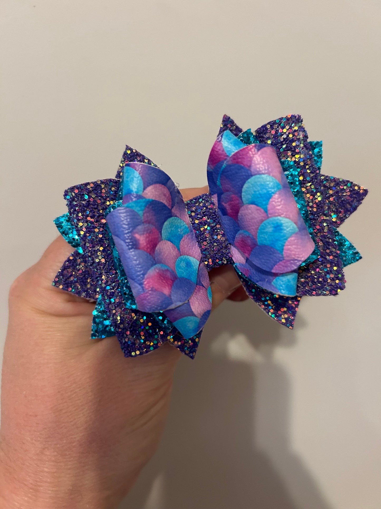 Glitter Stanley Tumbler Bow Lilac Blue White pink teal Glitter Straw Topper Aqua Lavender Purple mermaid dragon scales turquoise